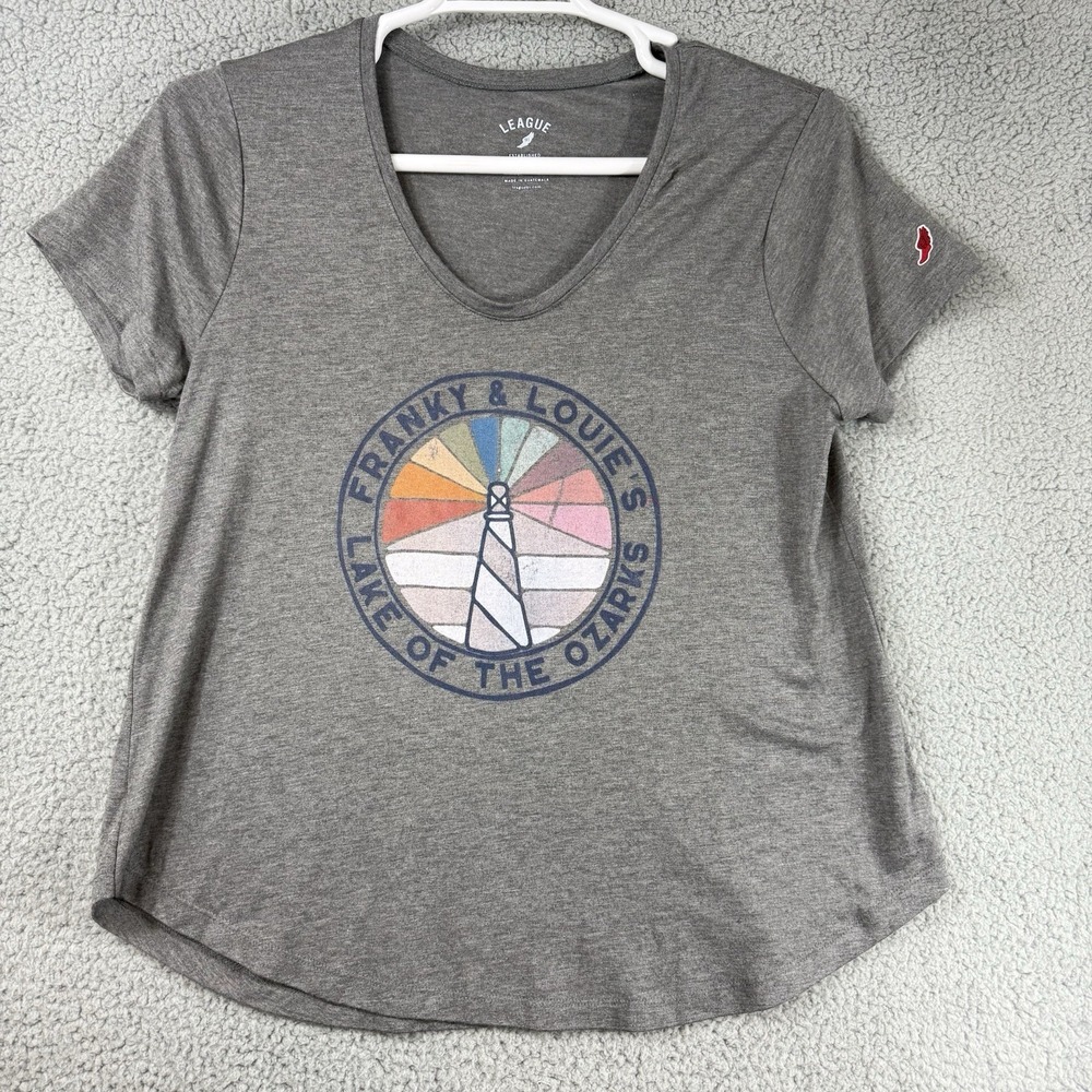 Frankie & Louie Lake of the Ozarks Women's M V-Neck Tee Lighthouse Beach‎ Soft